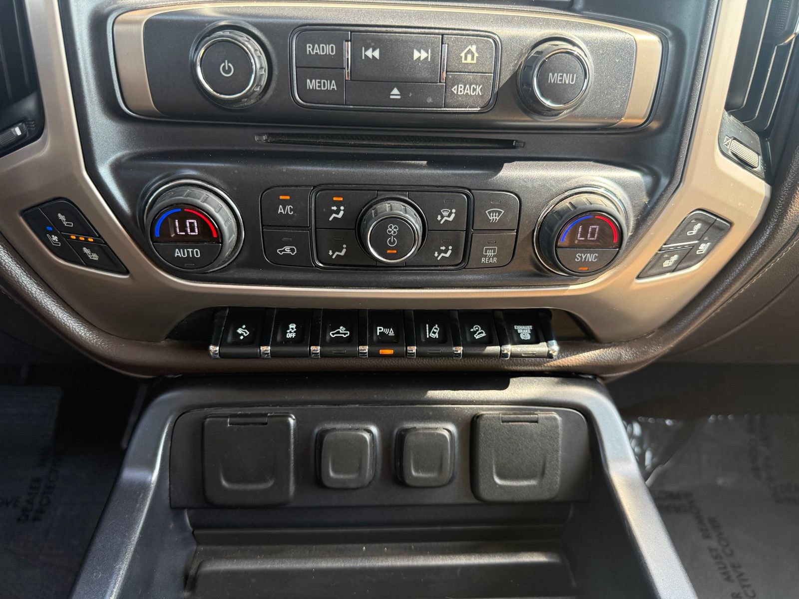 Used 2019 GMC Sierra 2500 Denali w/ Duramax Plus Package AWD/4WD image 16