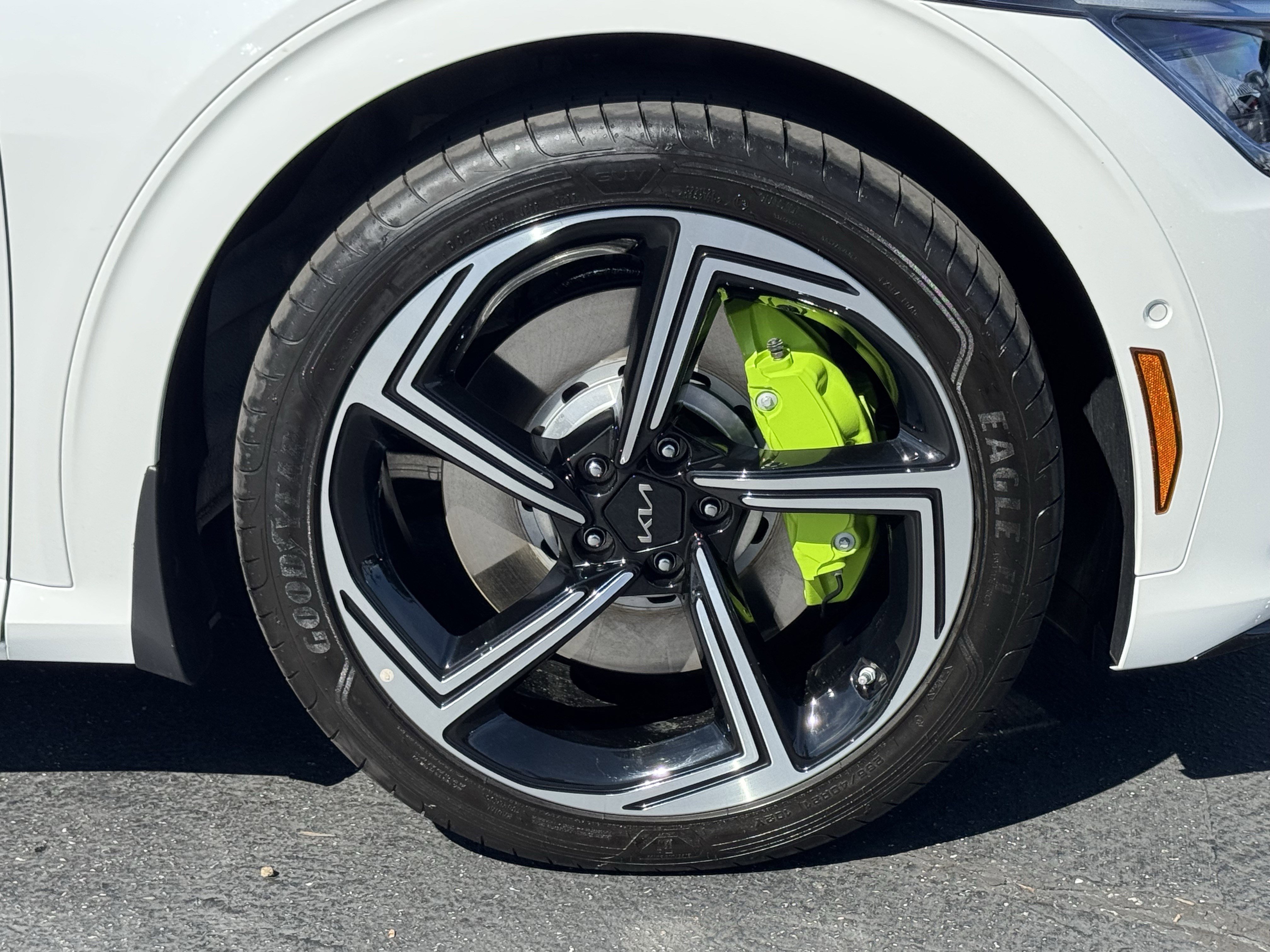 Used 2023 Kia EV6 GT image 12