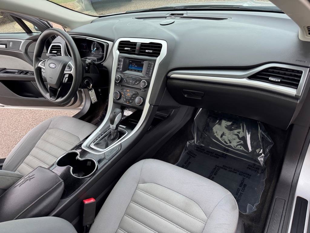 Used 2014 Ford Fusion S FWD image 26