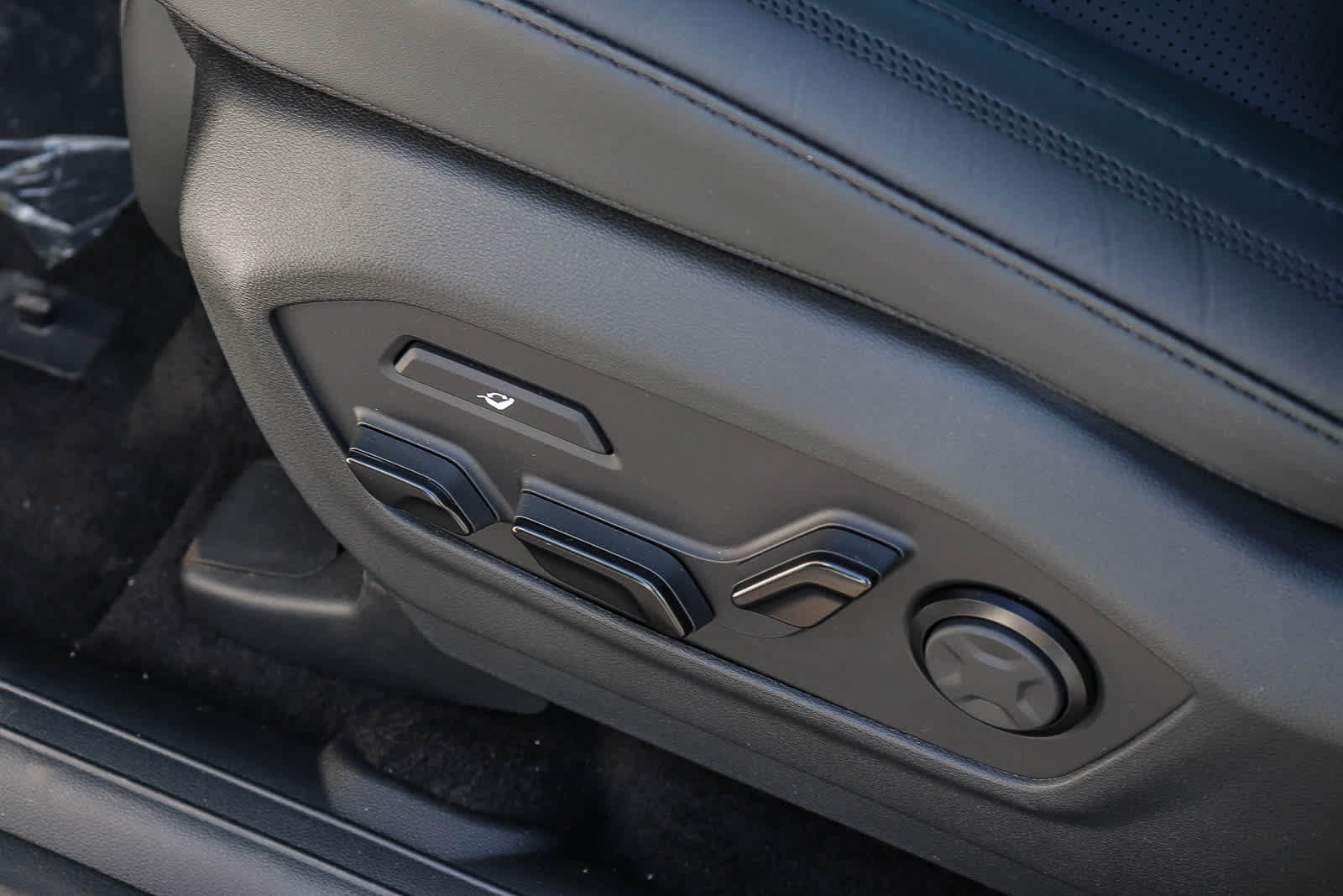 New 2026 Hyundai Santa Fe Calligraphy AWD/4WD image 29