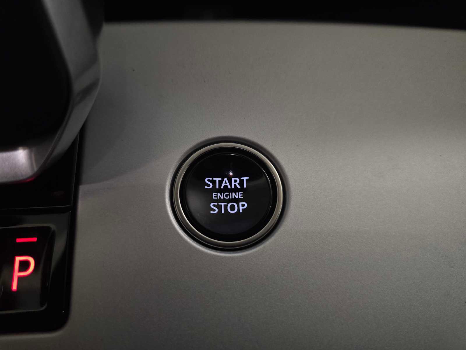 New 2026 Land Rover Range Rover SE image 32