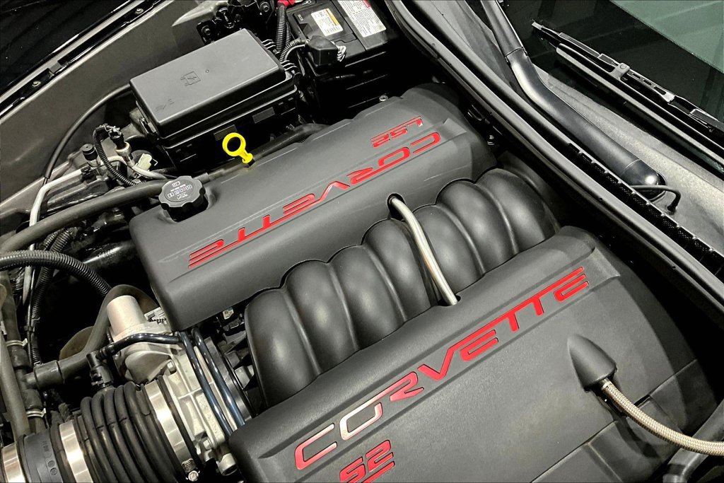Used 2005 Chevrolet Corvette Convertible w/ Preferred Equipment Group RWD image 24