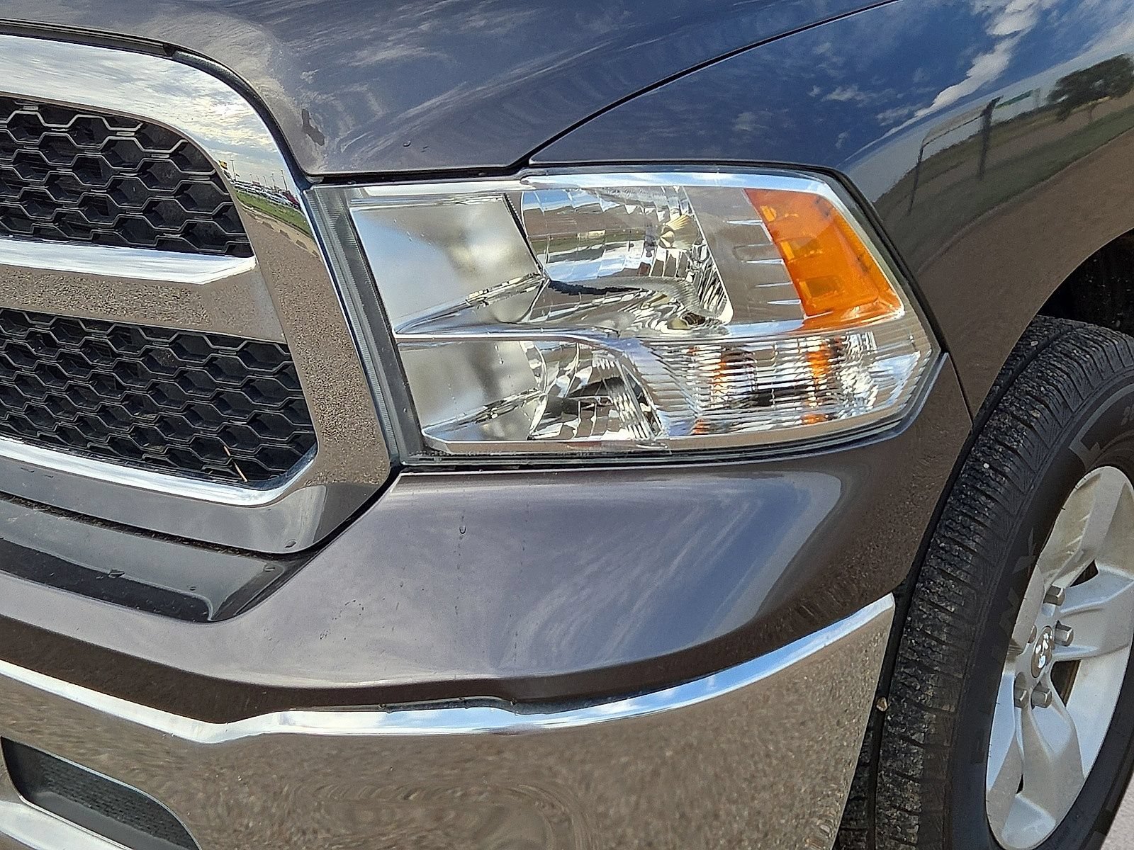 Used 2024 RAM 1500 Classic SLT RWD image 9