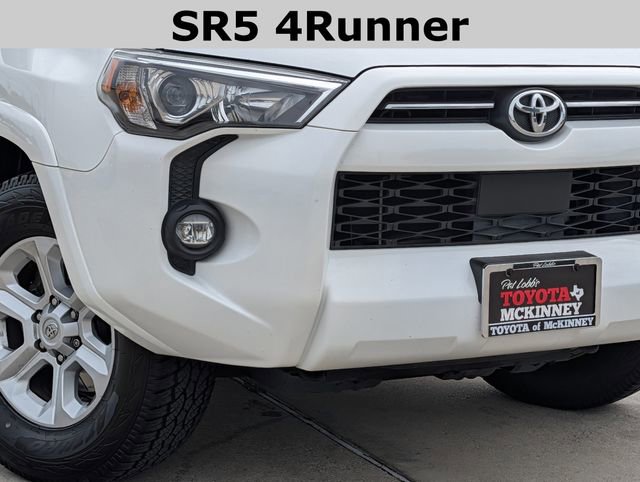 Used 2022 Toyota 4Runner SR5 RWD image 3