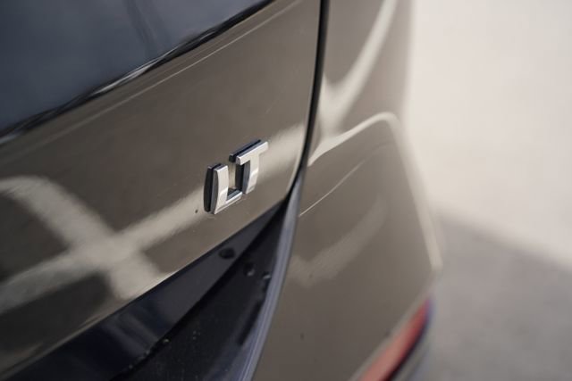 Used 2023 Chevrolet Equinox LT image 39