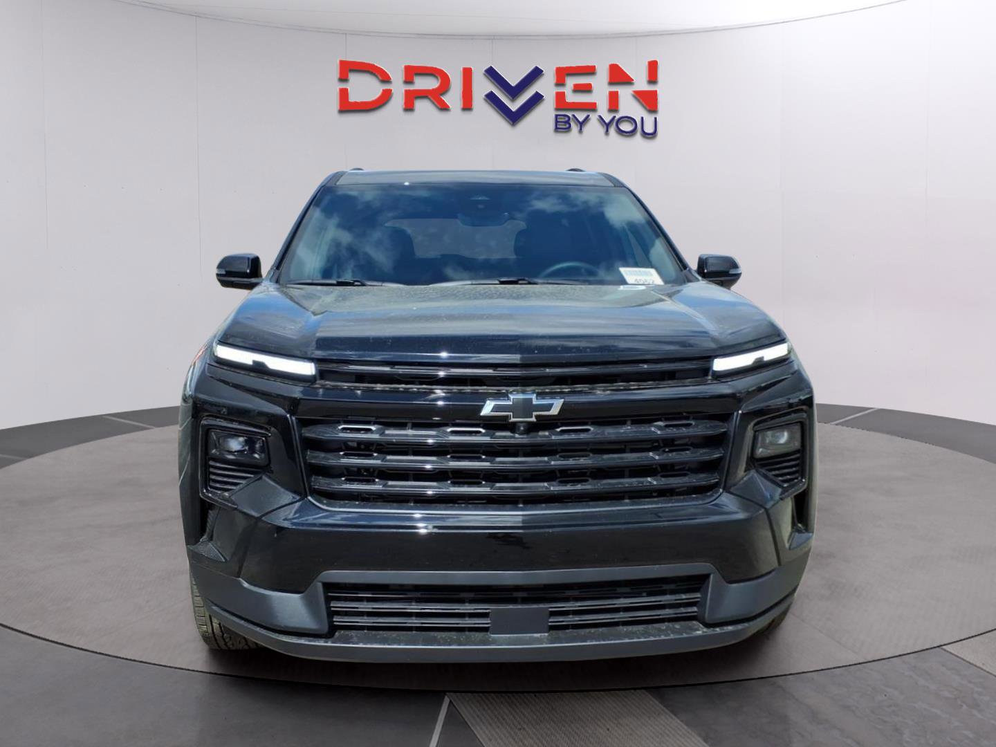 New 2026 Chevrolet Traverse LT image 8