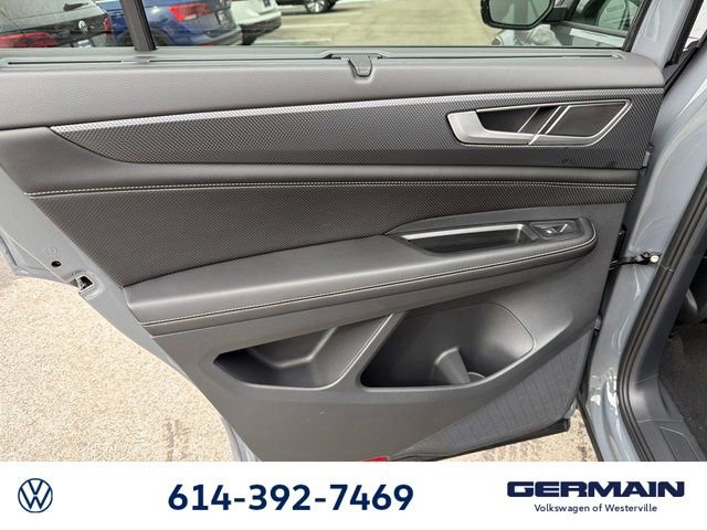 New 2026 Volkswagen Atlas Cross Sport SEL R-Line image 18