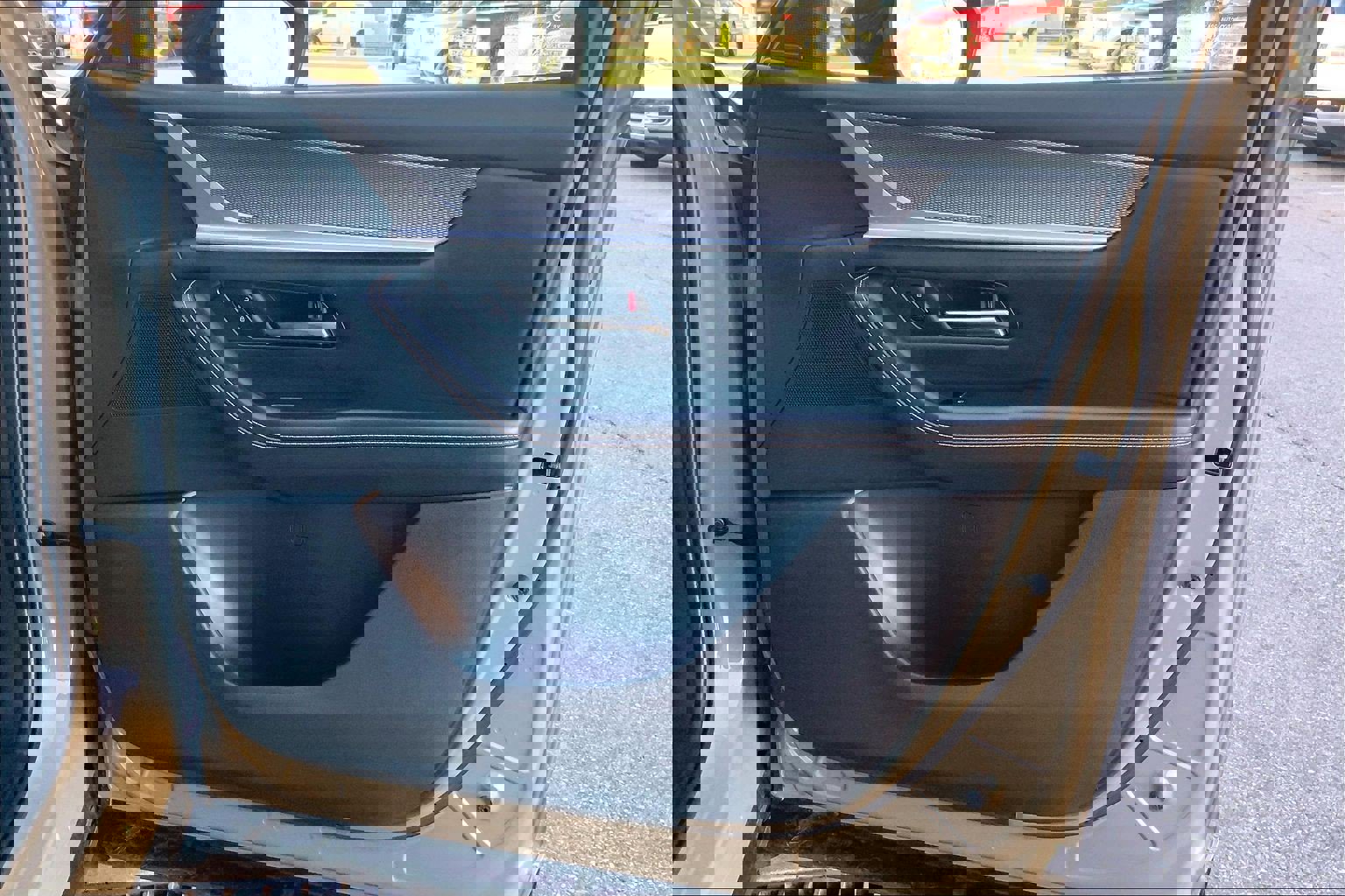 Used 2025 MAZDA CX-70 3.3 Turbo w/ Premium Plus Pkg image 26