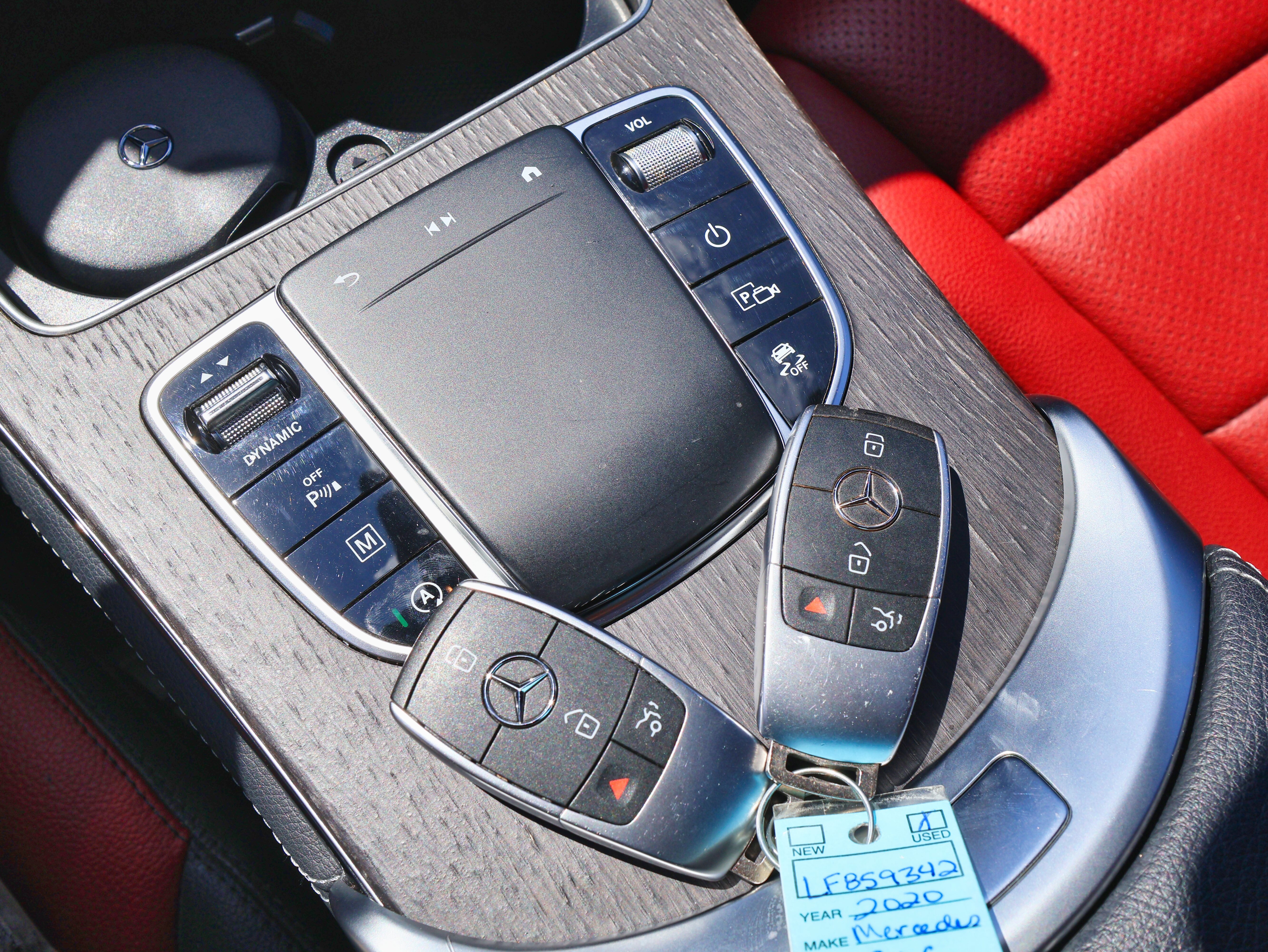 Used 2020 Mercedes-Benz GLC 300 4MATIC Coupe image 33