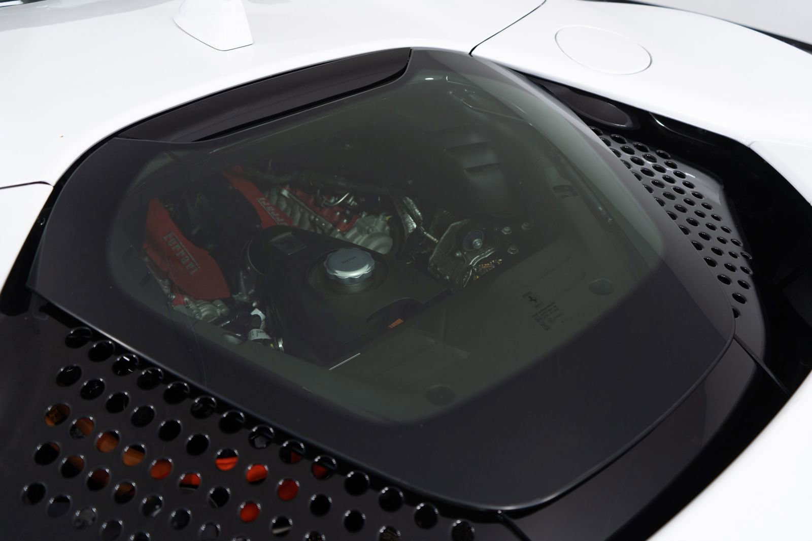 Certified 2024 Ferrari SF90 Spider AWD/4WD image 33