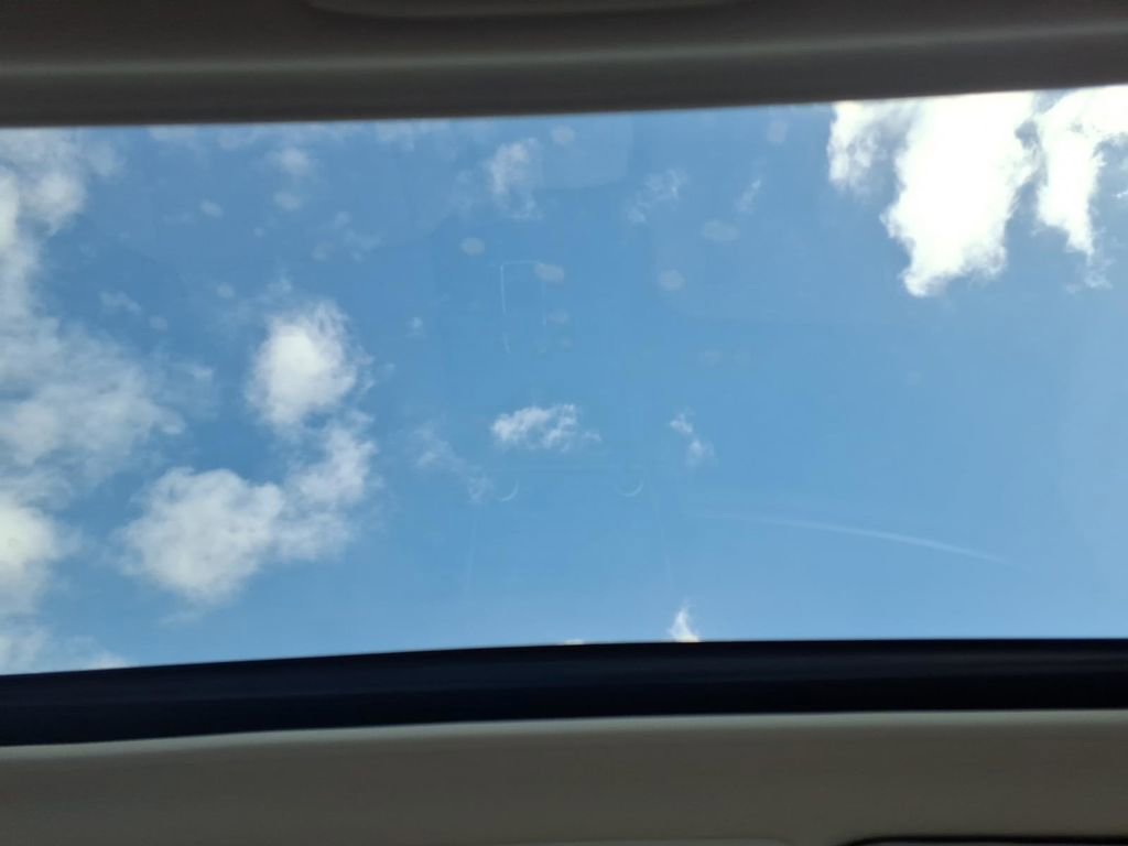 Used 2018 Subaru Legacy 3.6R Limited image 12