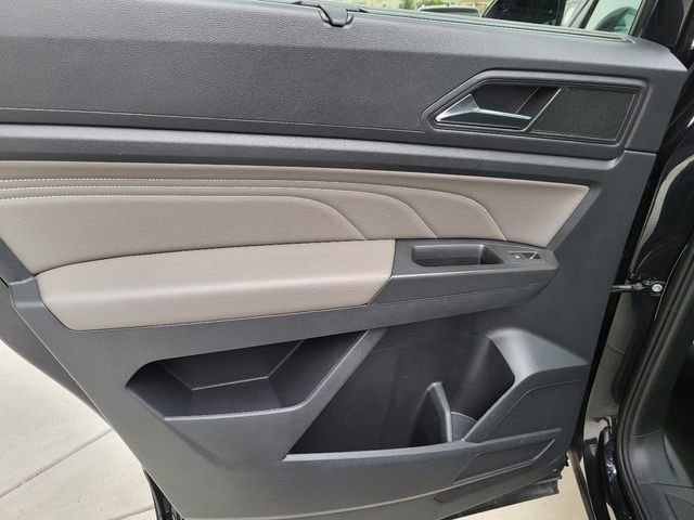 Used 2023 Volkswagen Atlas SEL image 40