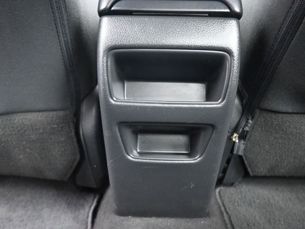 Used 2015 Nissan Sentra SV FWD image 32