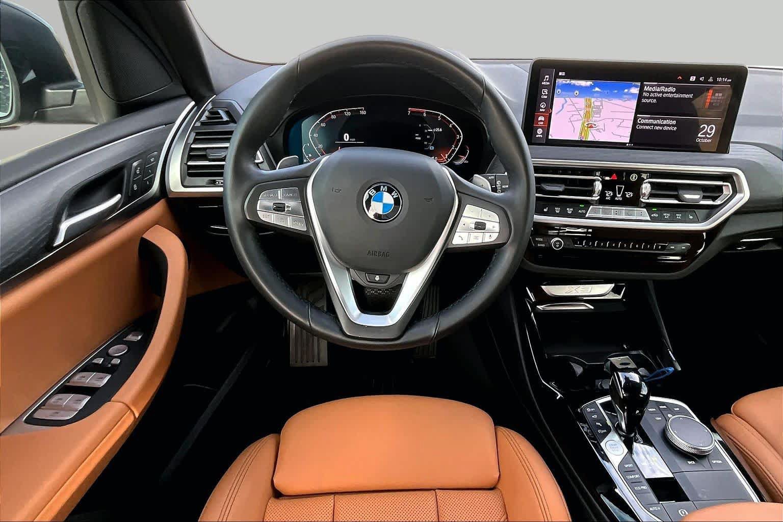 Used 2024 BMW X3 sDrive30i w/ Premium Package RWD image 5