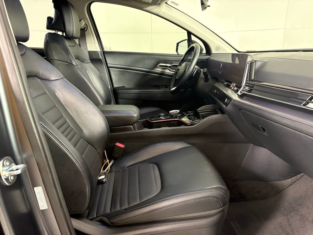 Used 2025 Kia Sportage SX Prestige image 13