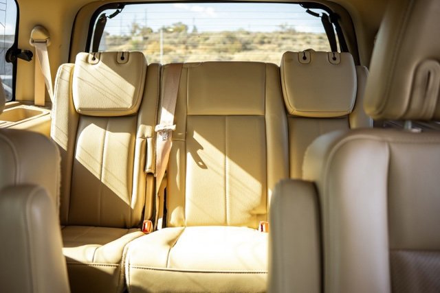 Used 2013 Ford Expedition XLT image 20