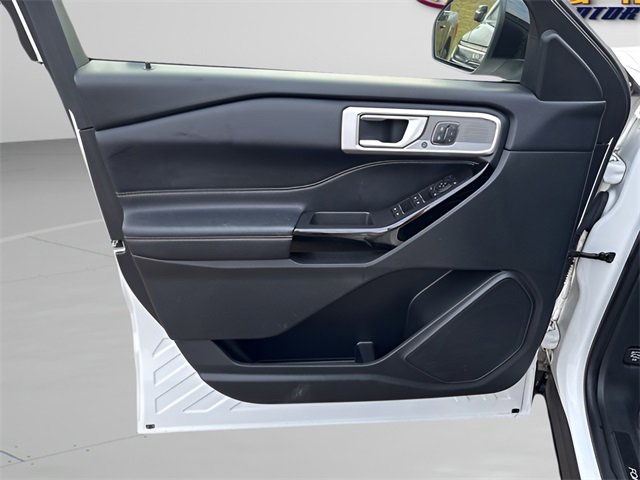Used 2022 Ford Explorer ST image 6