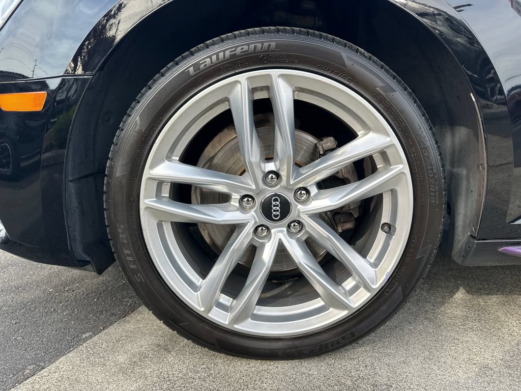 Used 2017 Audi A4 2.0T Ultra Premium w/ Convenience Package FWD image 28