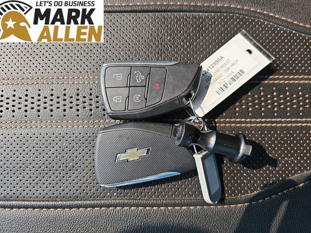Used 2024 Chevrolet Silverado 1500 High Country w/ Technology Package AWD/4WD image 35