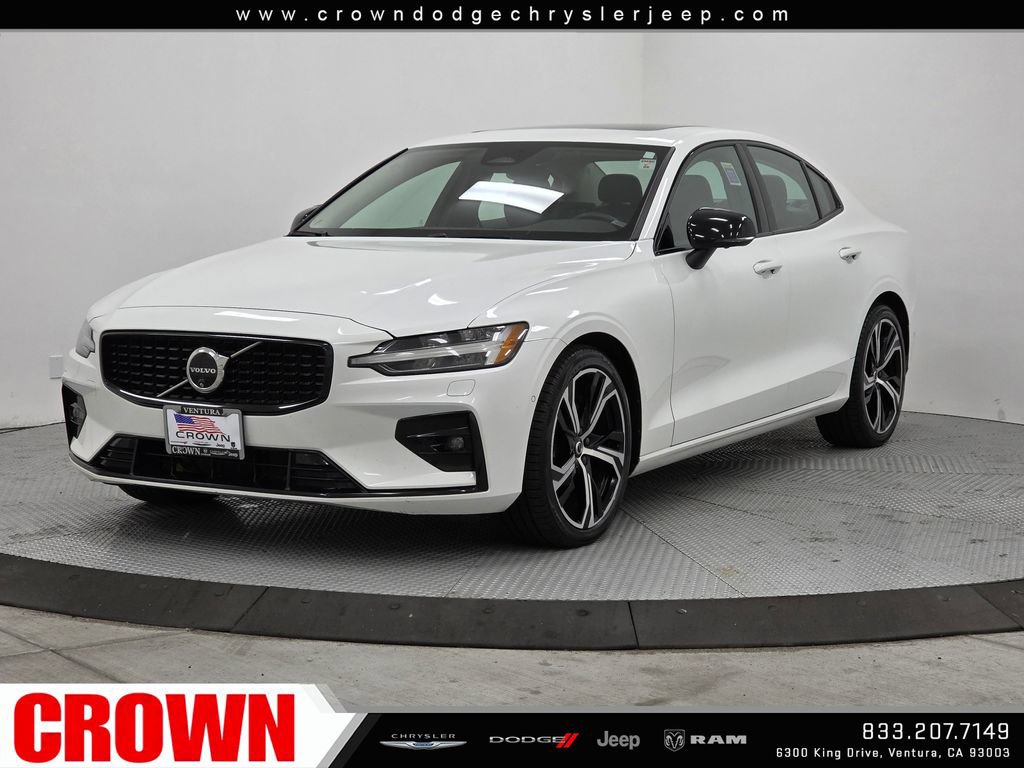 Used 2024 Volvo S60 B5 Plus AWD/4WD image 3