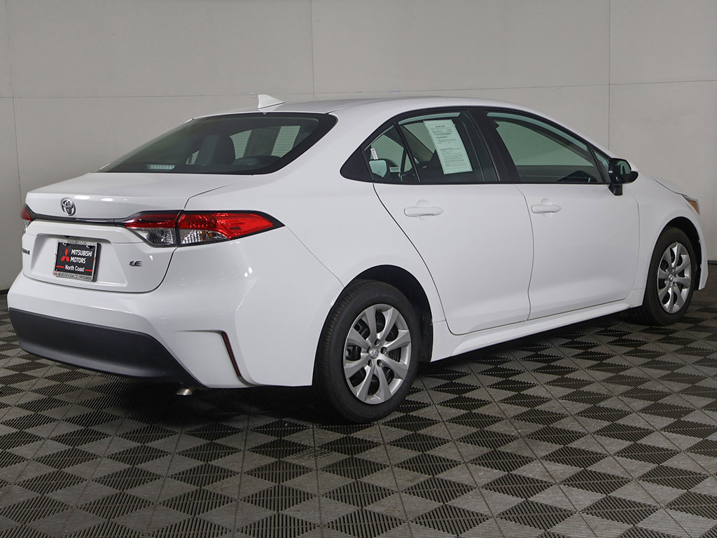 Used 2026 Toyota Corolla LE FWD image 9