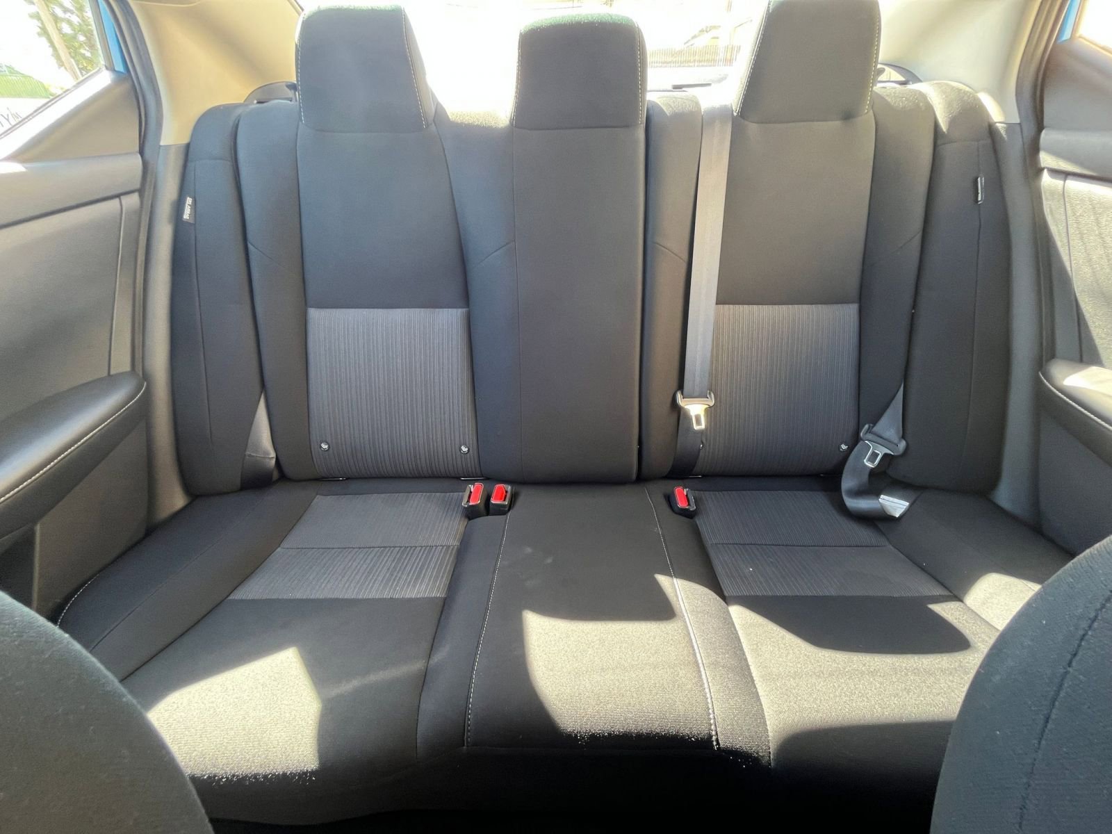 Used 2025 Nissan Sentra SV FWD image 36