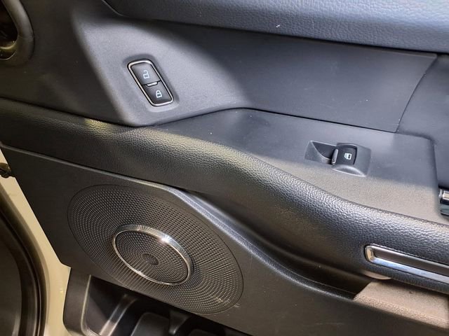 Certified 2024 Ford Expedition Max XLT image 30