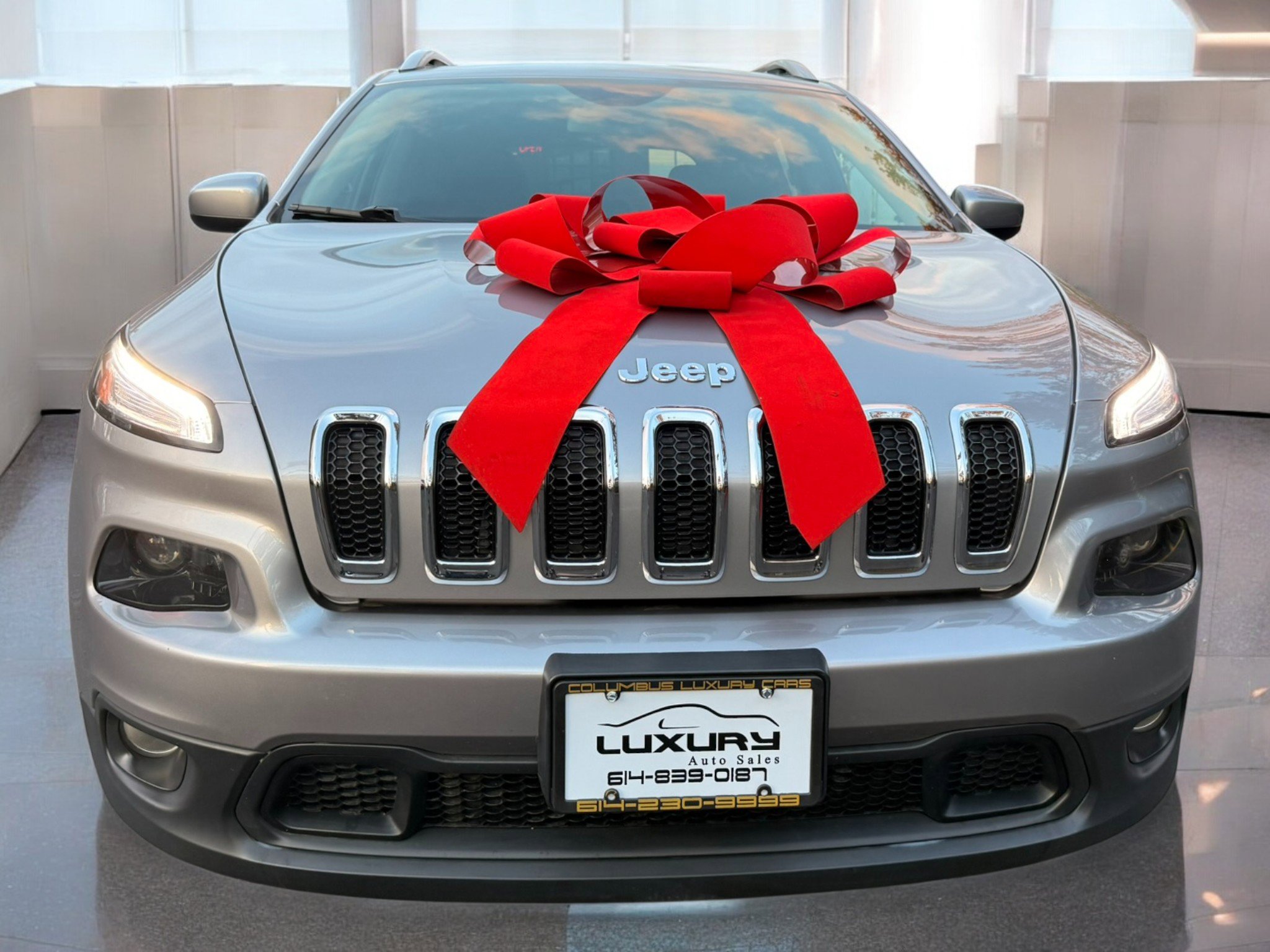 Used 2017 Jeep Cherokee Latitude w/ Cold Weather Group image 4