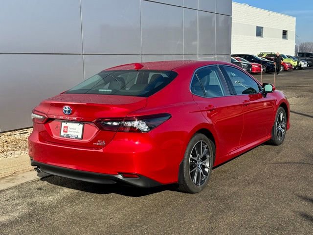 Certified 2024 Toyota Camry XLE w/ Navigation Package image 40