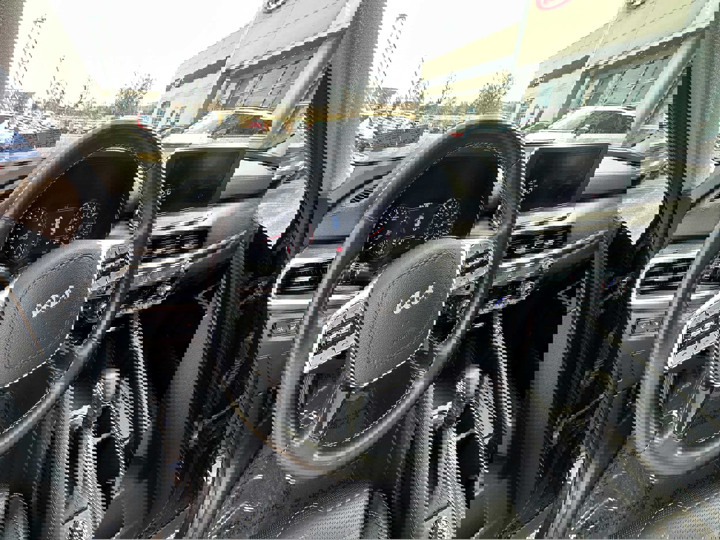 Used 2022 Kia Telluride SX w/ SX Prestige Package image 42