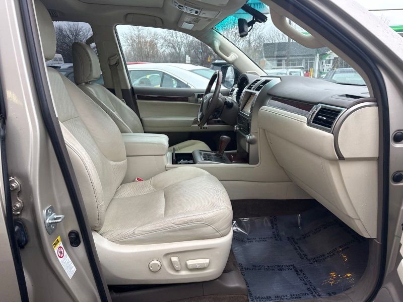Used 2010 Lexus GX 460 image 17