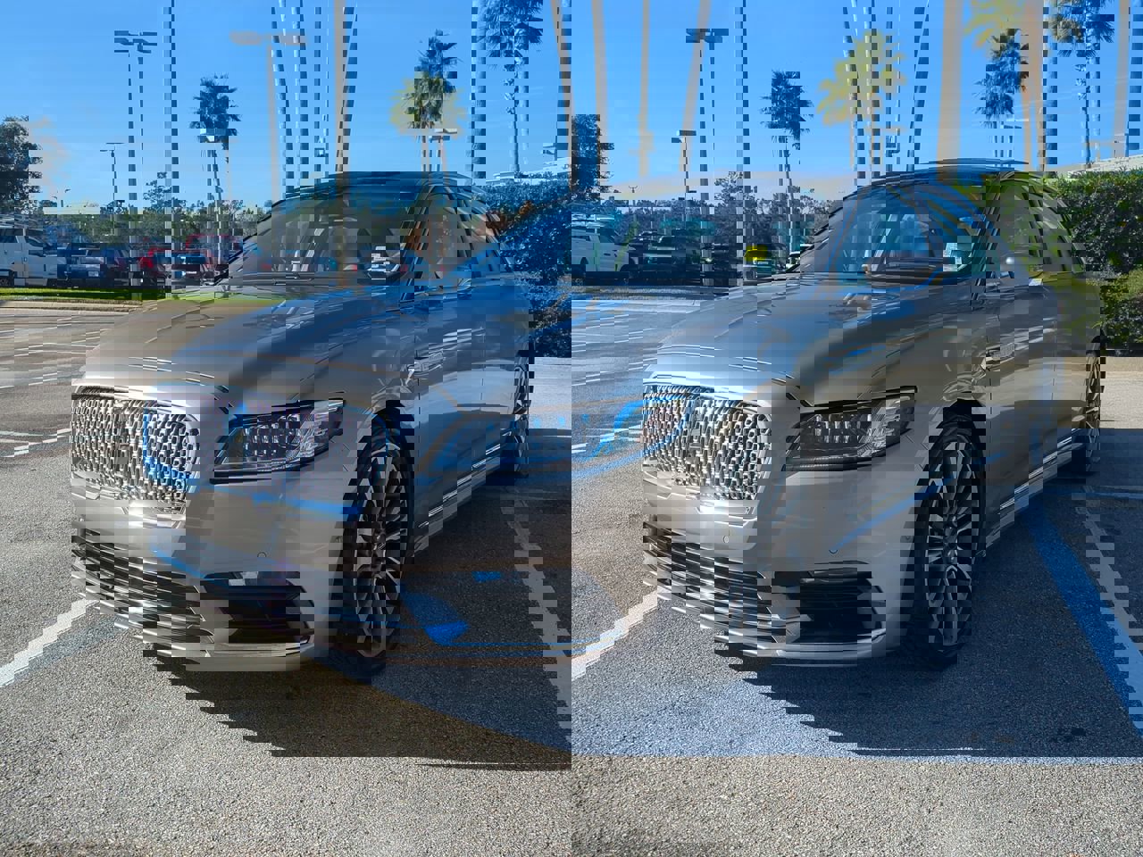 Used 2019 Lincoln Continental Reserve image 8