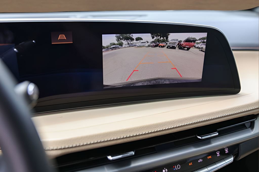 Certified 2024 Cadillac XT4 Luxury FWD image 15
