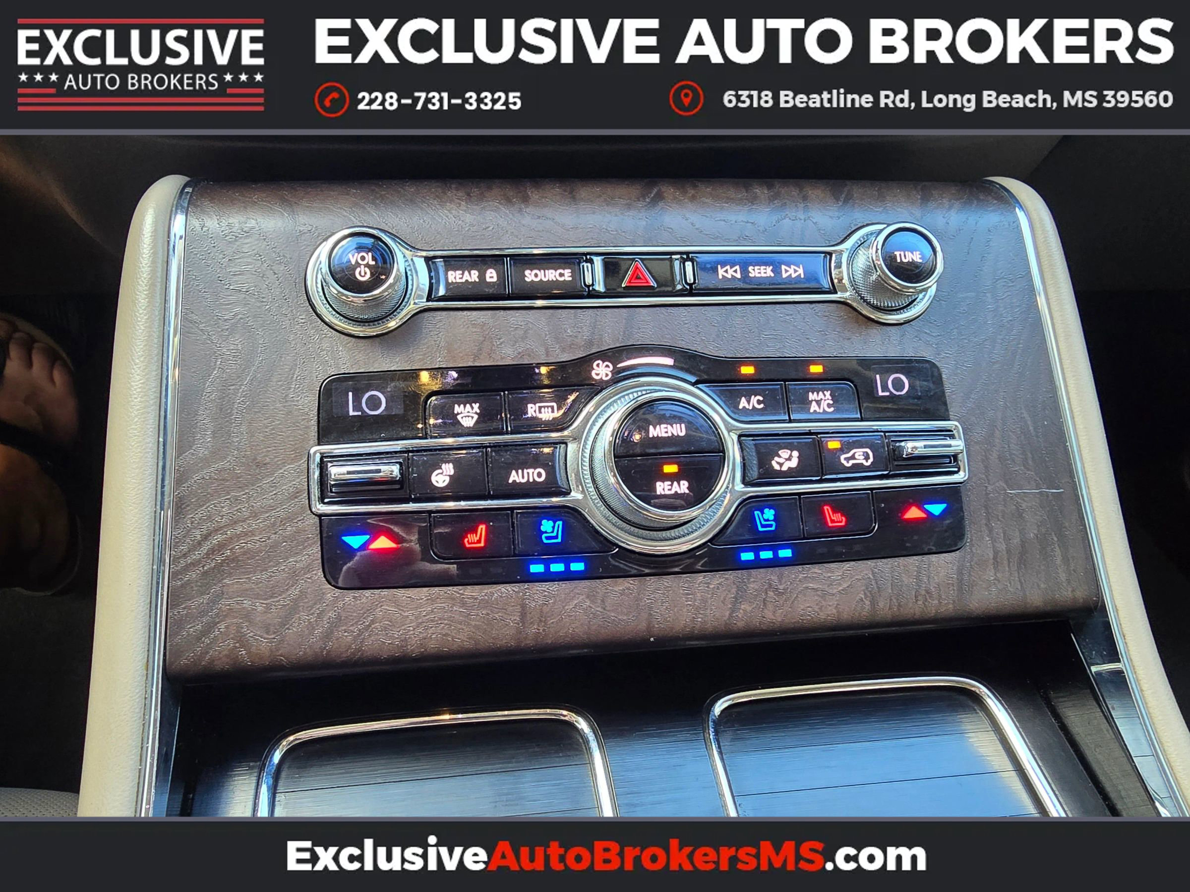 Used 2020 Lincoln Aviator Reserve w/ Equipment Group 201A image 39