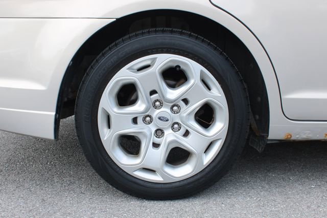 Used 2010 Ford Fusion SE FWD image 32
