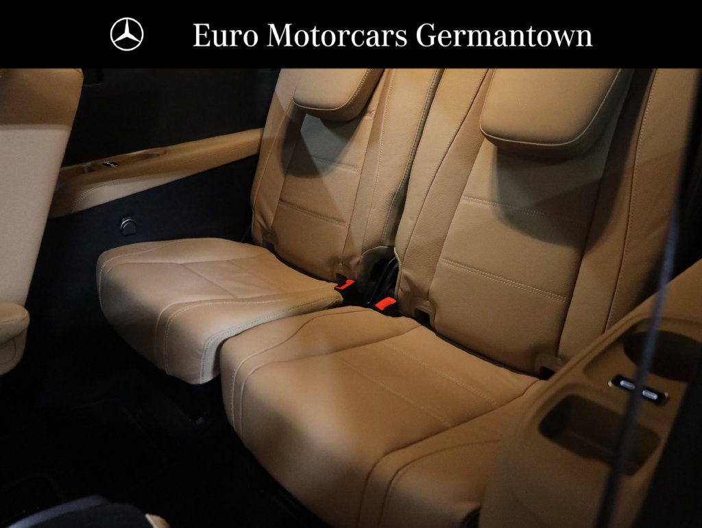 Used 2025 Mercedes-Benz GLS 450 4MATIC image 50