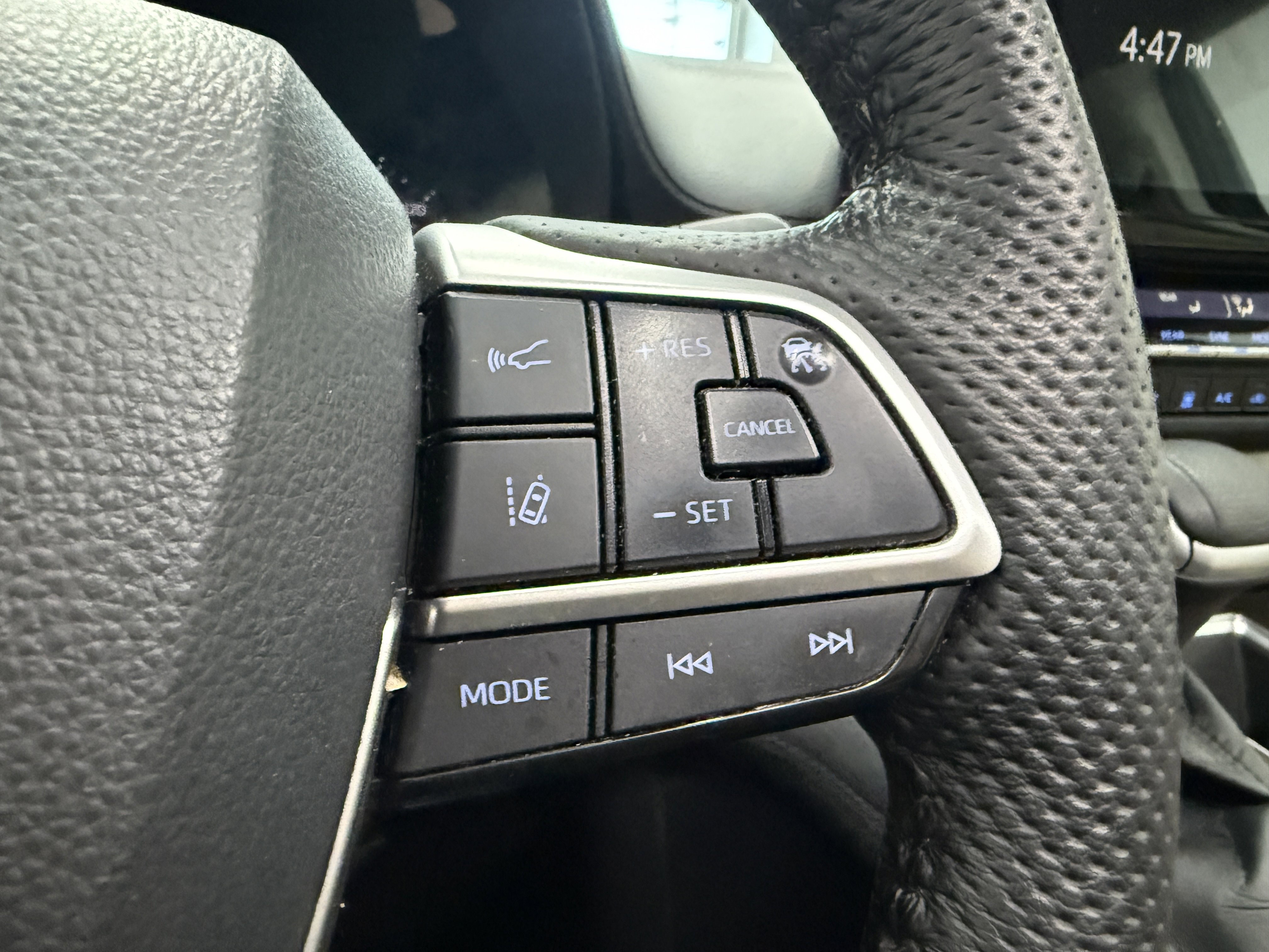 Used 2021 Toyota Sienna XLE image 16