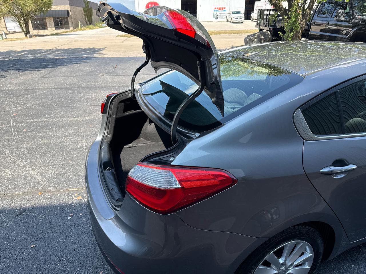 Used 2015 Kia Forte EX image 22