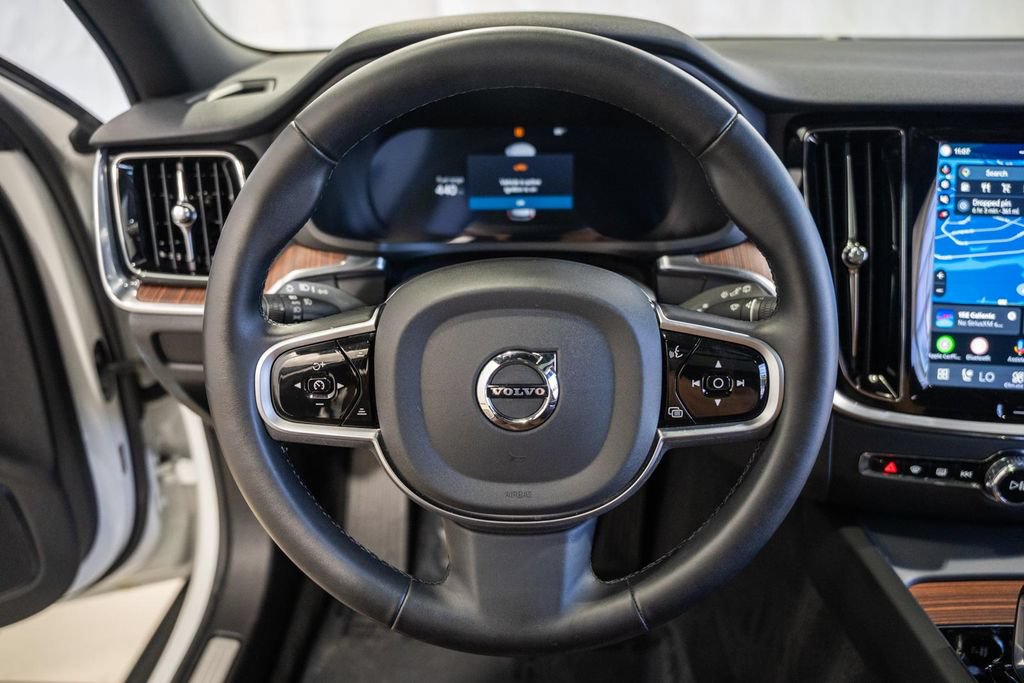 Used 2025 Volvo V60 B5 Cross Country Plus AWD/4WD image 26