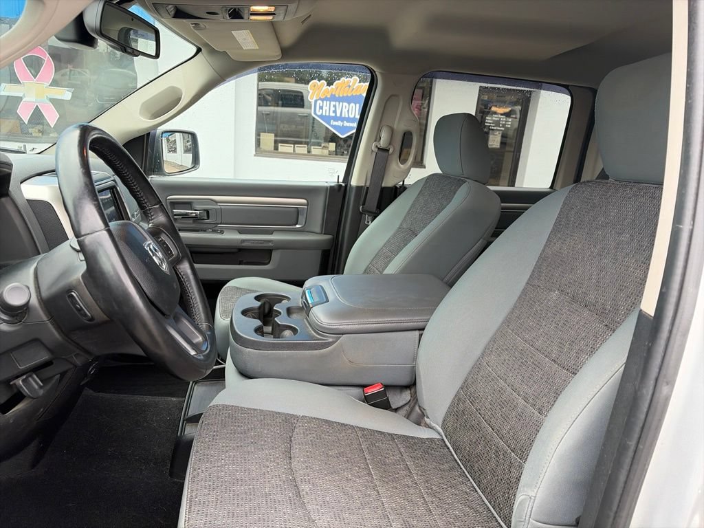 Used 2019 RAM 1500 Big Horn AWD/4WD image 15