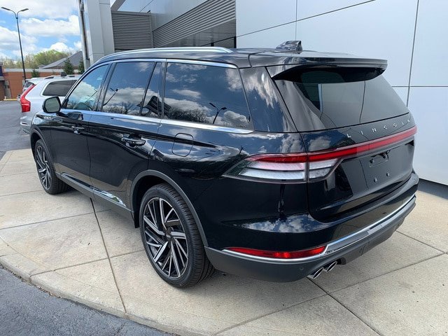 New 2025 Lincoln Aviator Reserve w/ Equipment Group 201A AWD/4WD image 3
