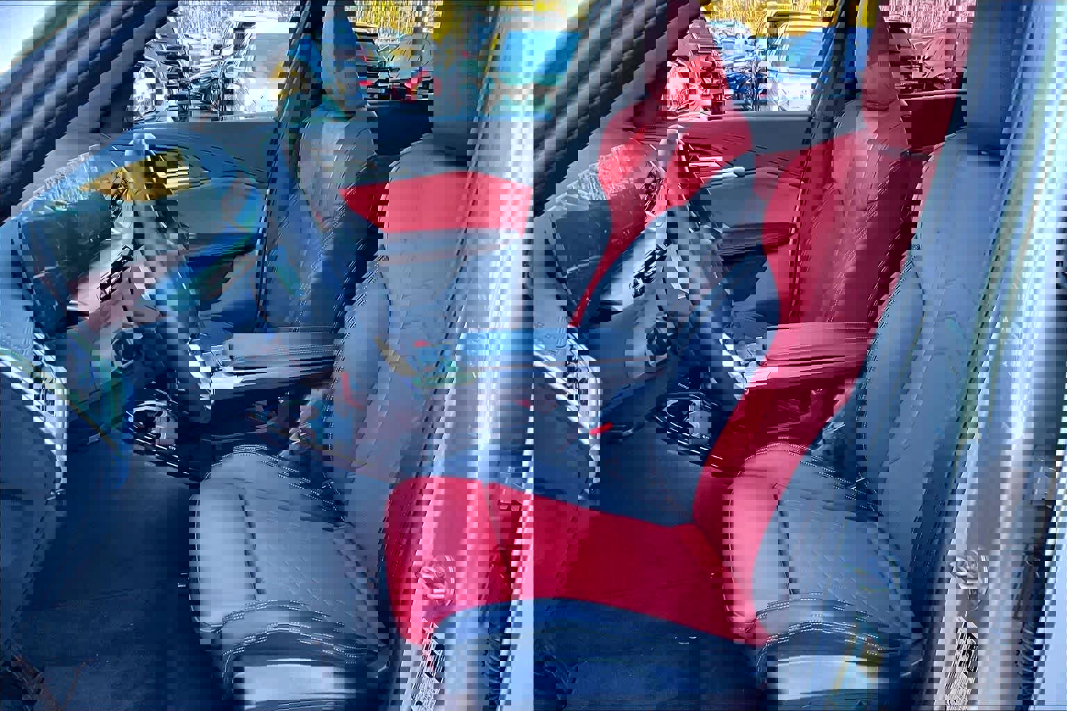 Certified 2025 BMW X1 xDrive28i w/ Technology Package image 7