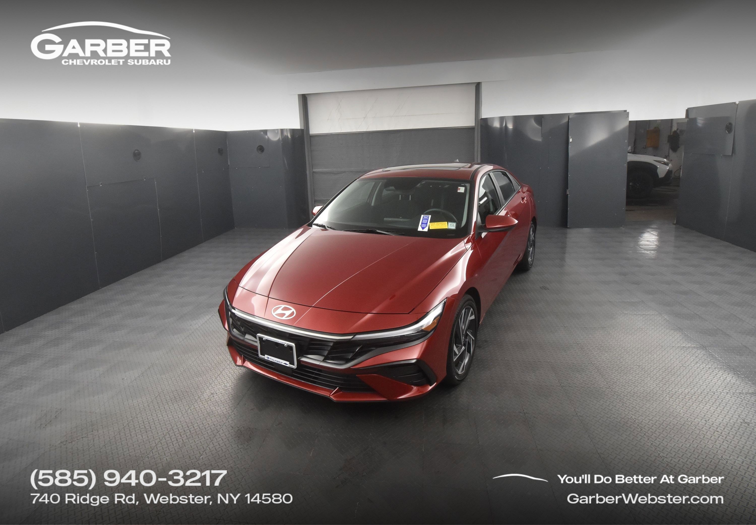 Used 2025 Hyundai Elantra SEL image 1