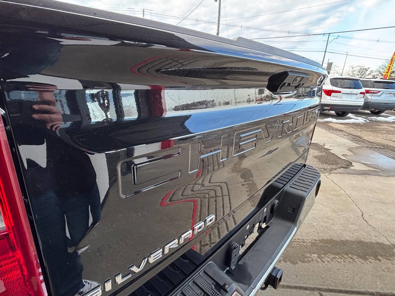 Used 2022 Chevrolet Silverado 1500 LT w/ Z71 Off-Road Package image 20