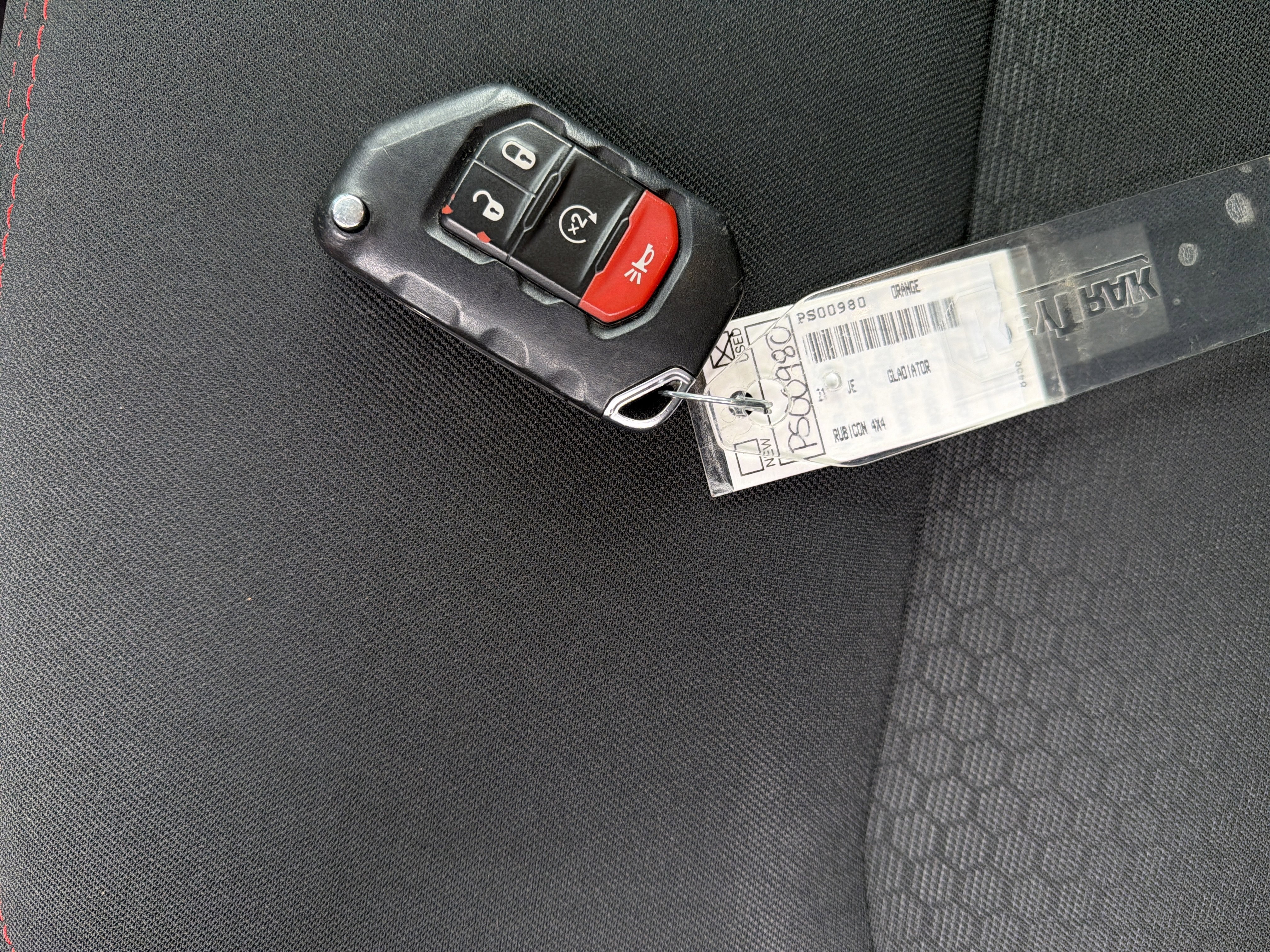 Used 2021 Jeep Gladiator Rubicon w/ Cold Weather Group image 34