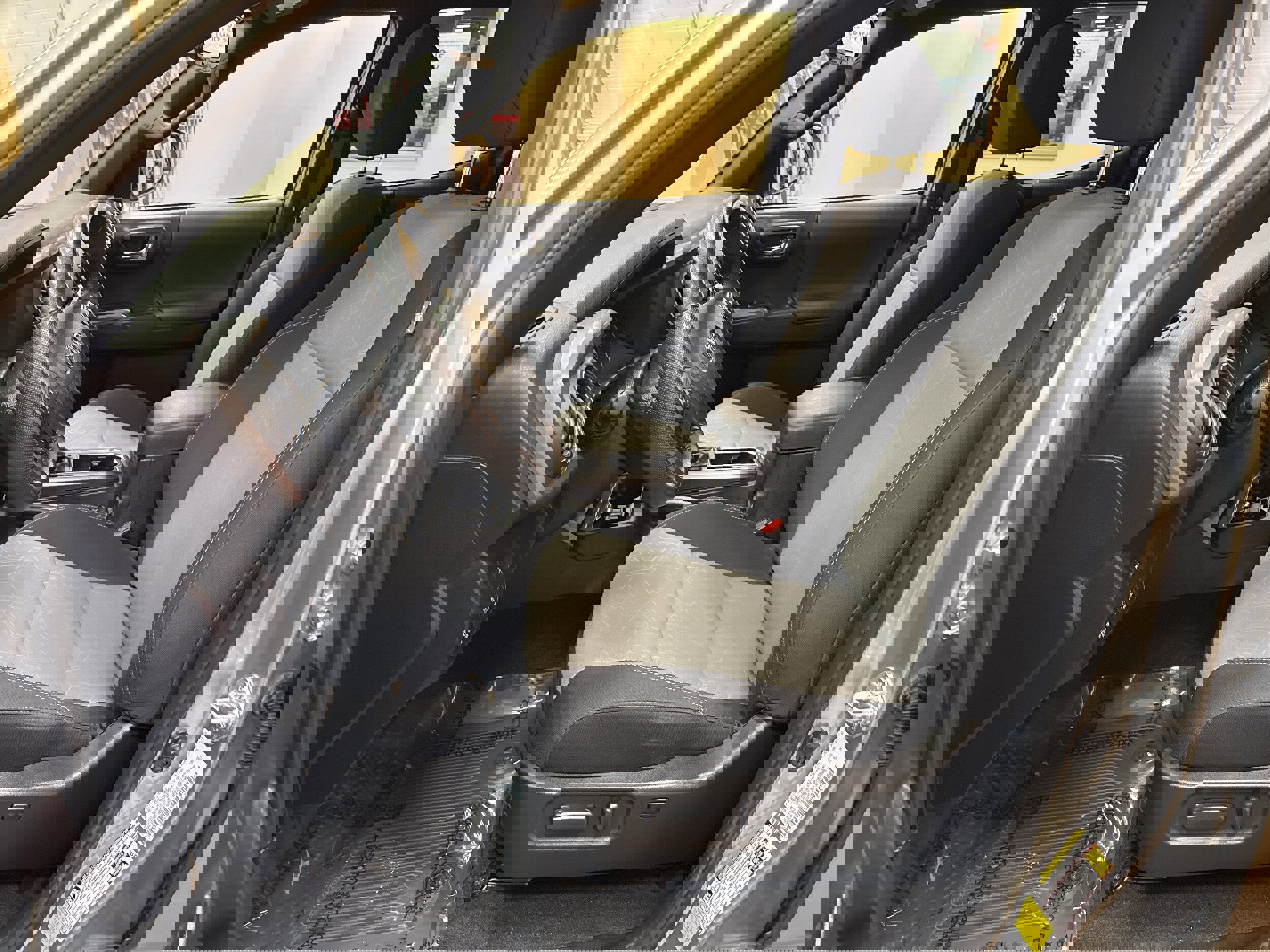 Used 2023 Toyota Tacoma TRD Sport image 37