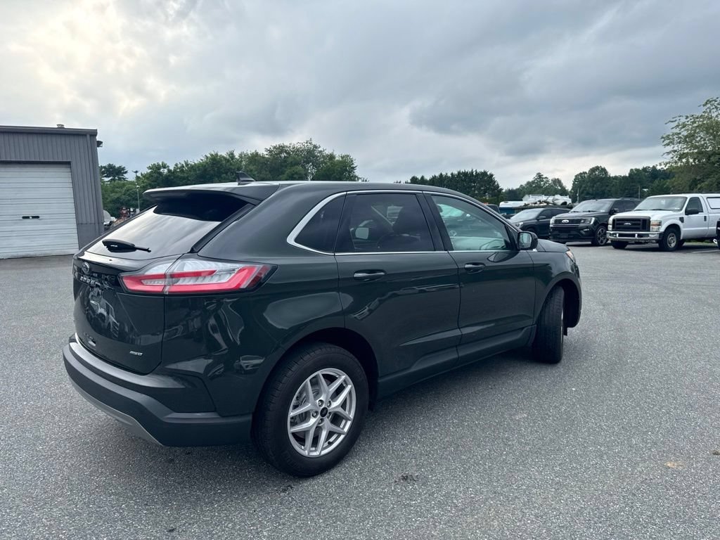 Used 2023 Ford Edge SEL w/ Convenience Package AWD/4WD image 6