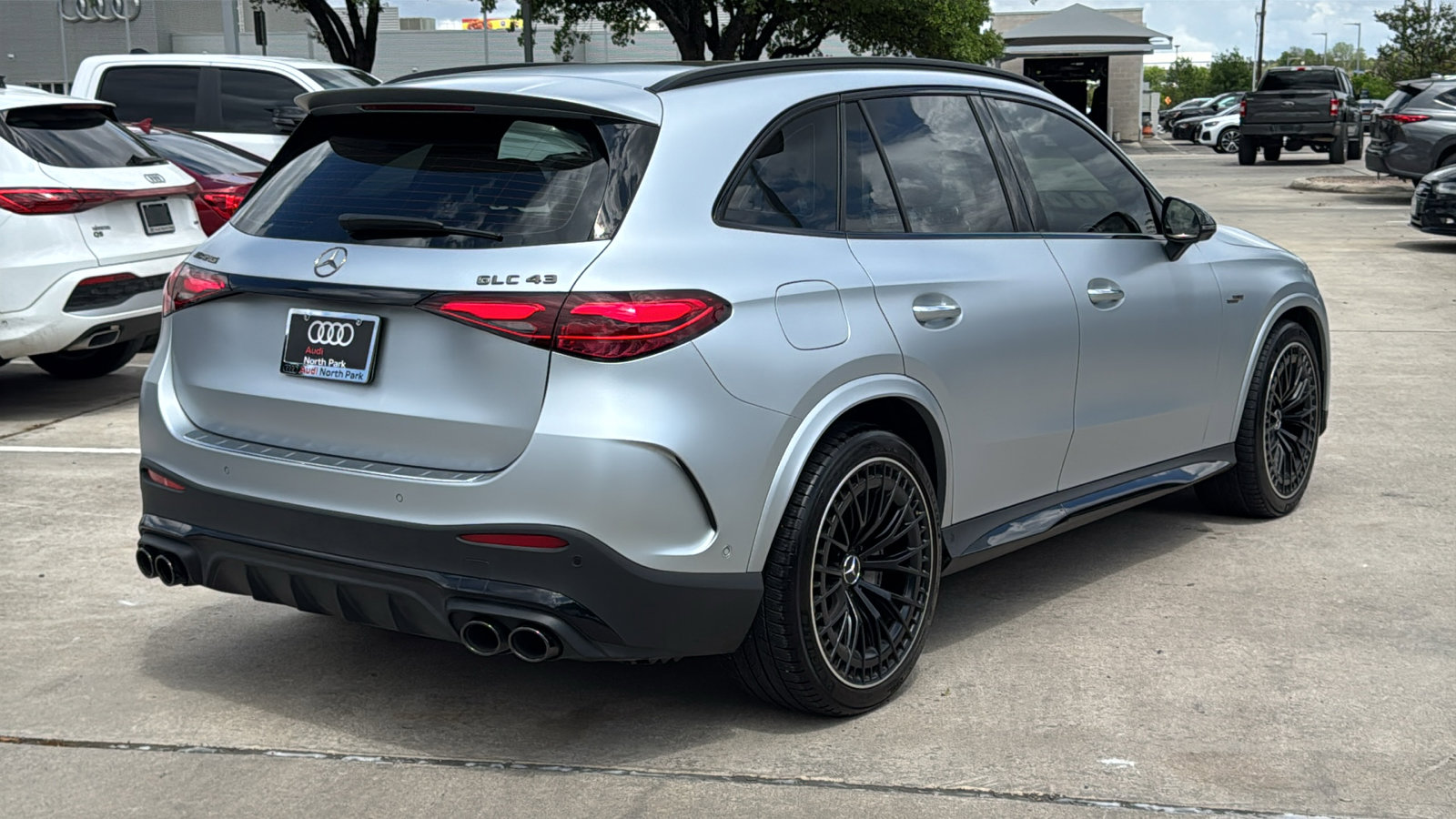 Used 2024 Mercedes-Benz GLC 43 AMG 4MATIC image 7