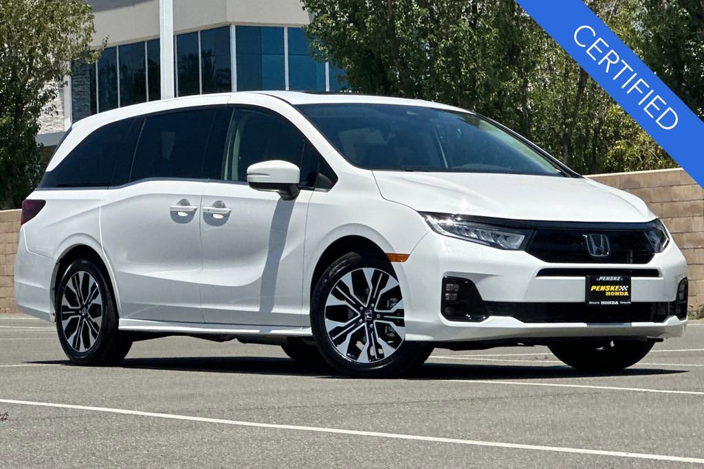 Certified 2026 Honda Odyssey Elite image 2
