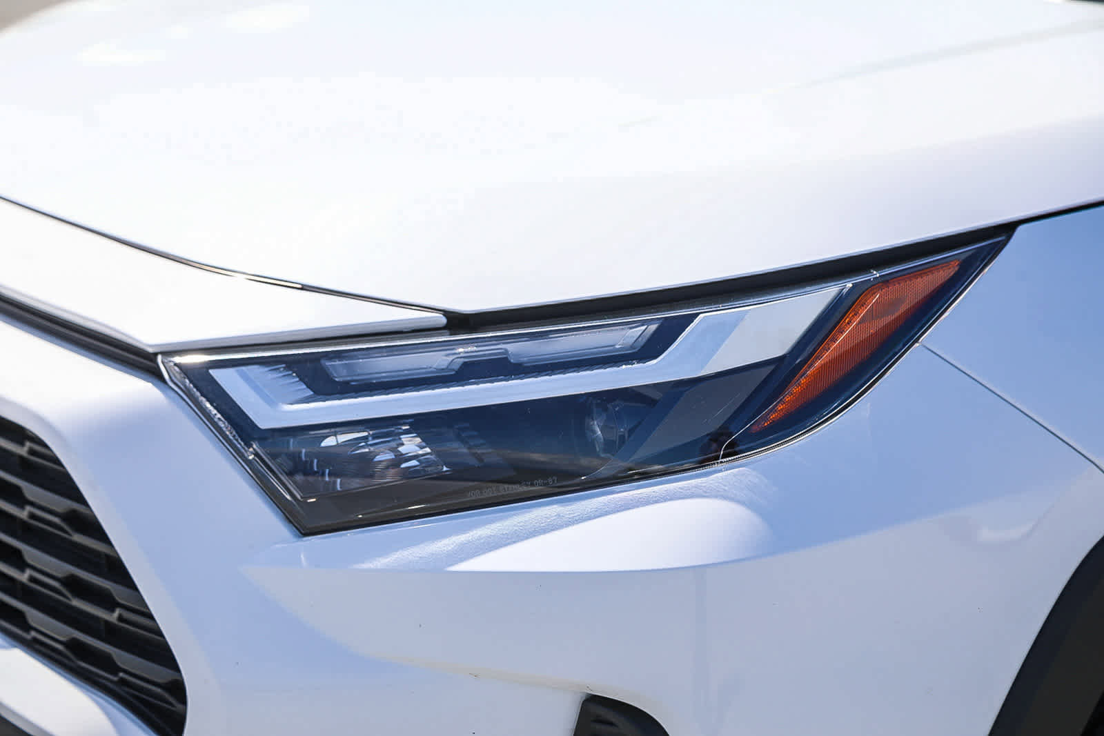 Certified 2025 Toyota RAV4 XLE AWD/4WD image 9